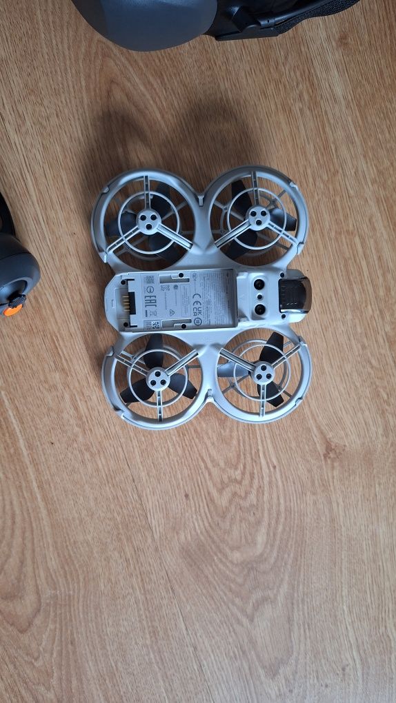Dron dji neo motion fly more combo