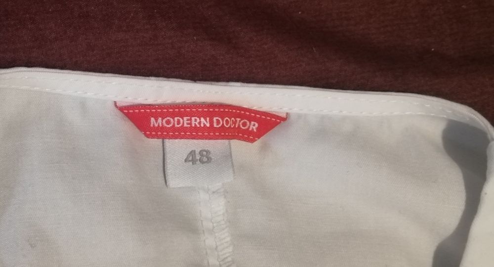 Женский медицинский костюм Modern Doctor белый р.48/L для косметологов