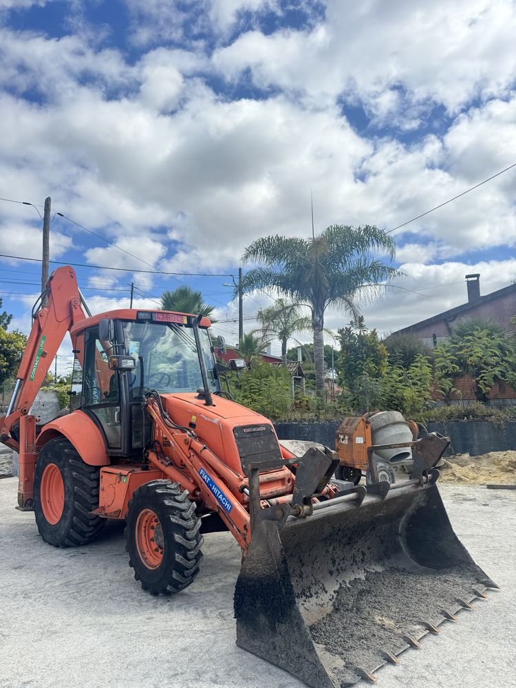Retroescavadora Fiat hitachi fd110 matriculada