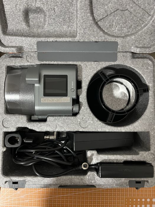 Постійне світло Amaran 60d з акумуляторами