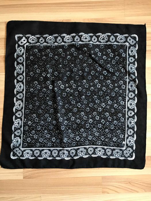 Duża czarna chusta w białe kwiaty apaszka chustka komin vintage retro