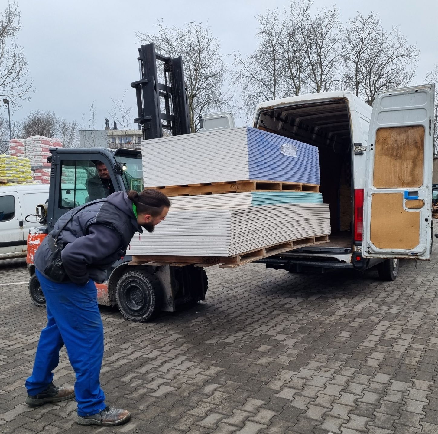 TANI Transport KATOWICE-Przeprowadzki-Utylizacje