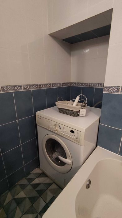 Сдам до травня. Від ріелтора. 2 кімнатна, Осипова/Троїцька.