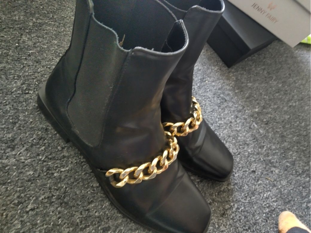 Buty od firmy zara