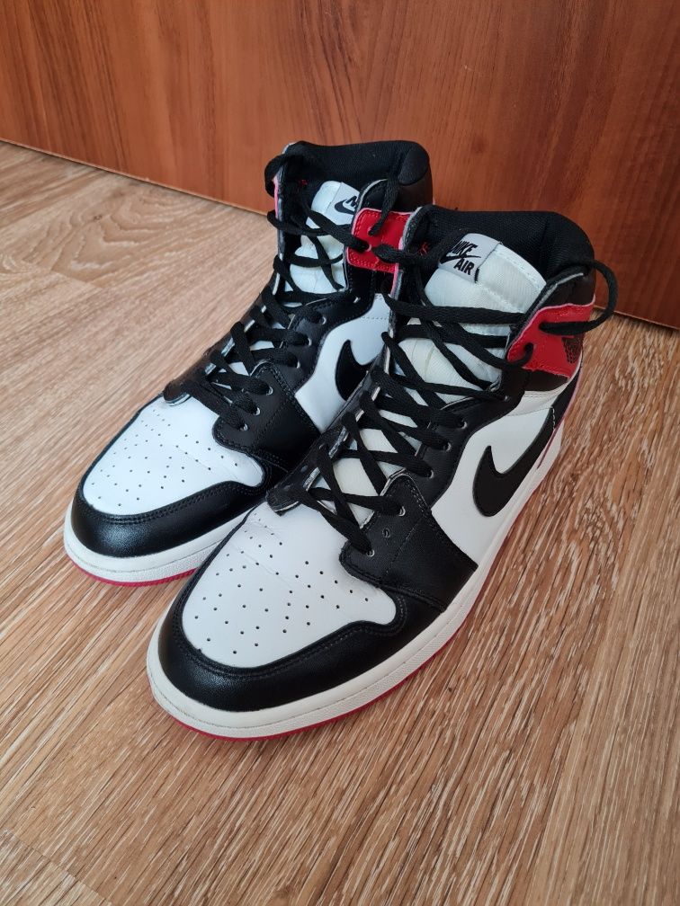 Кроссовки Nike Air Jordan 1