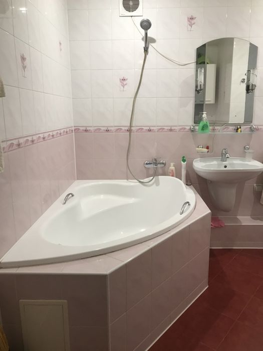 Квартира подобово , район 50 маг. ( Файно - Маркет )