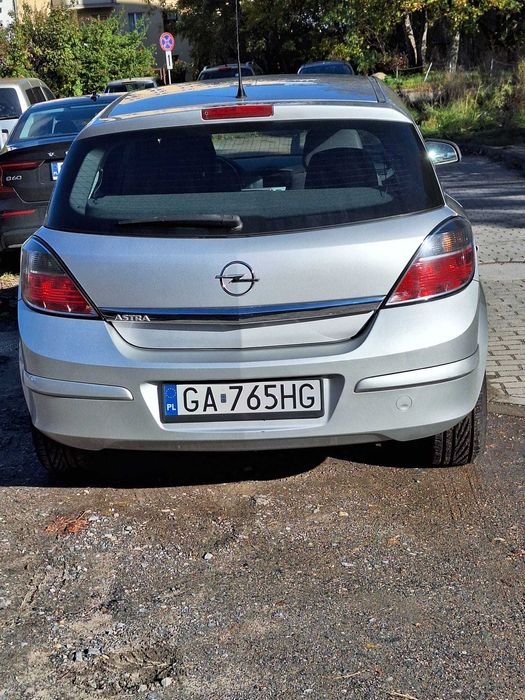 Sprzedam Opel Astra H 1,6 benzyna