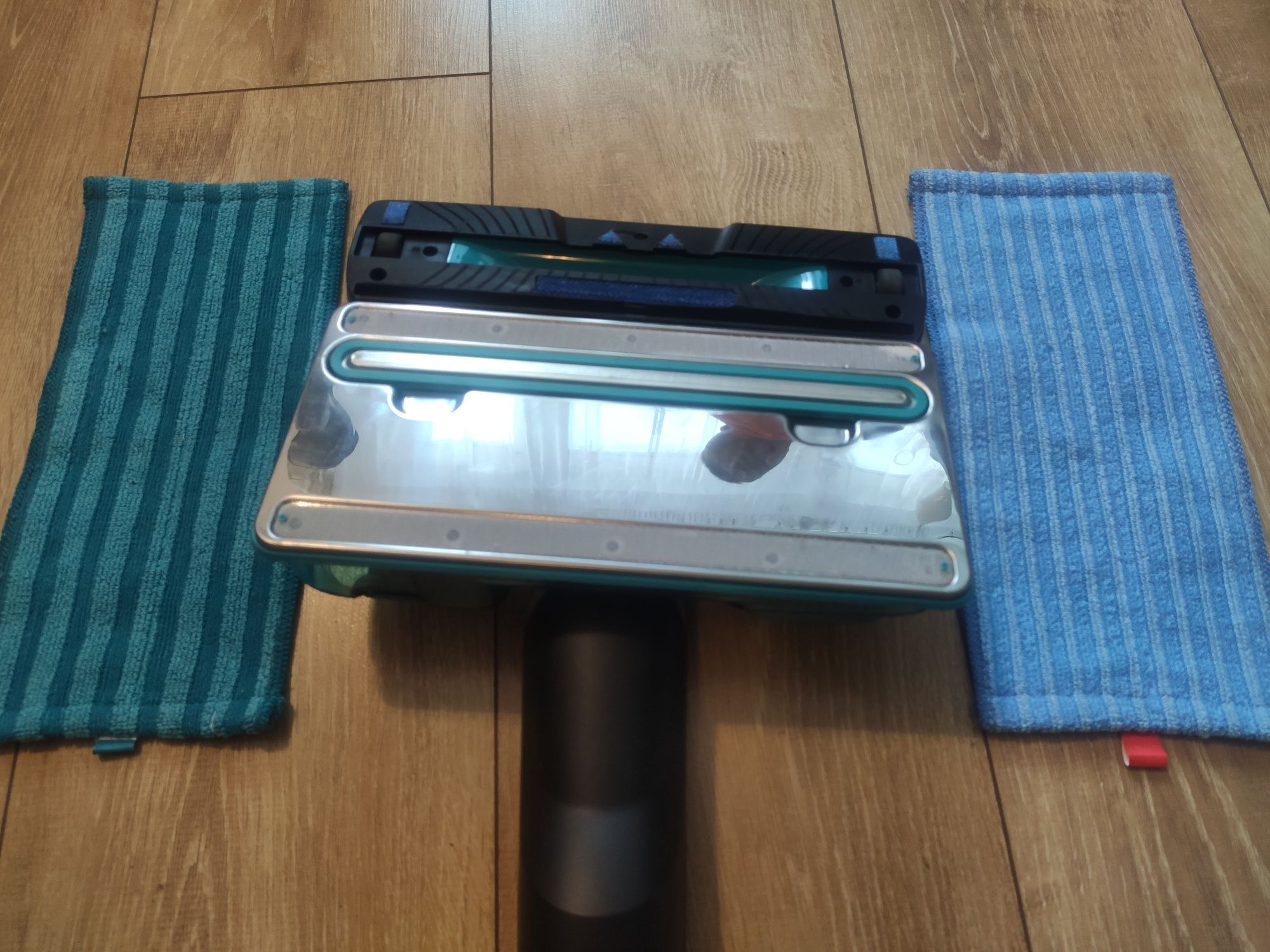Philips -- nasadka szczotka mopujaca -- vacuum & mop