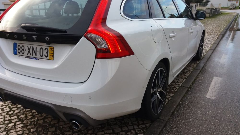 Volvo v60 r design 2015