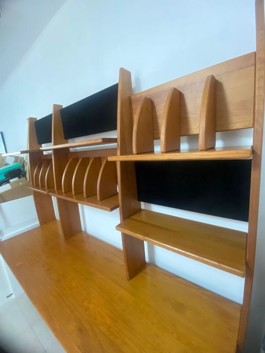 Secretaria em madeira