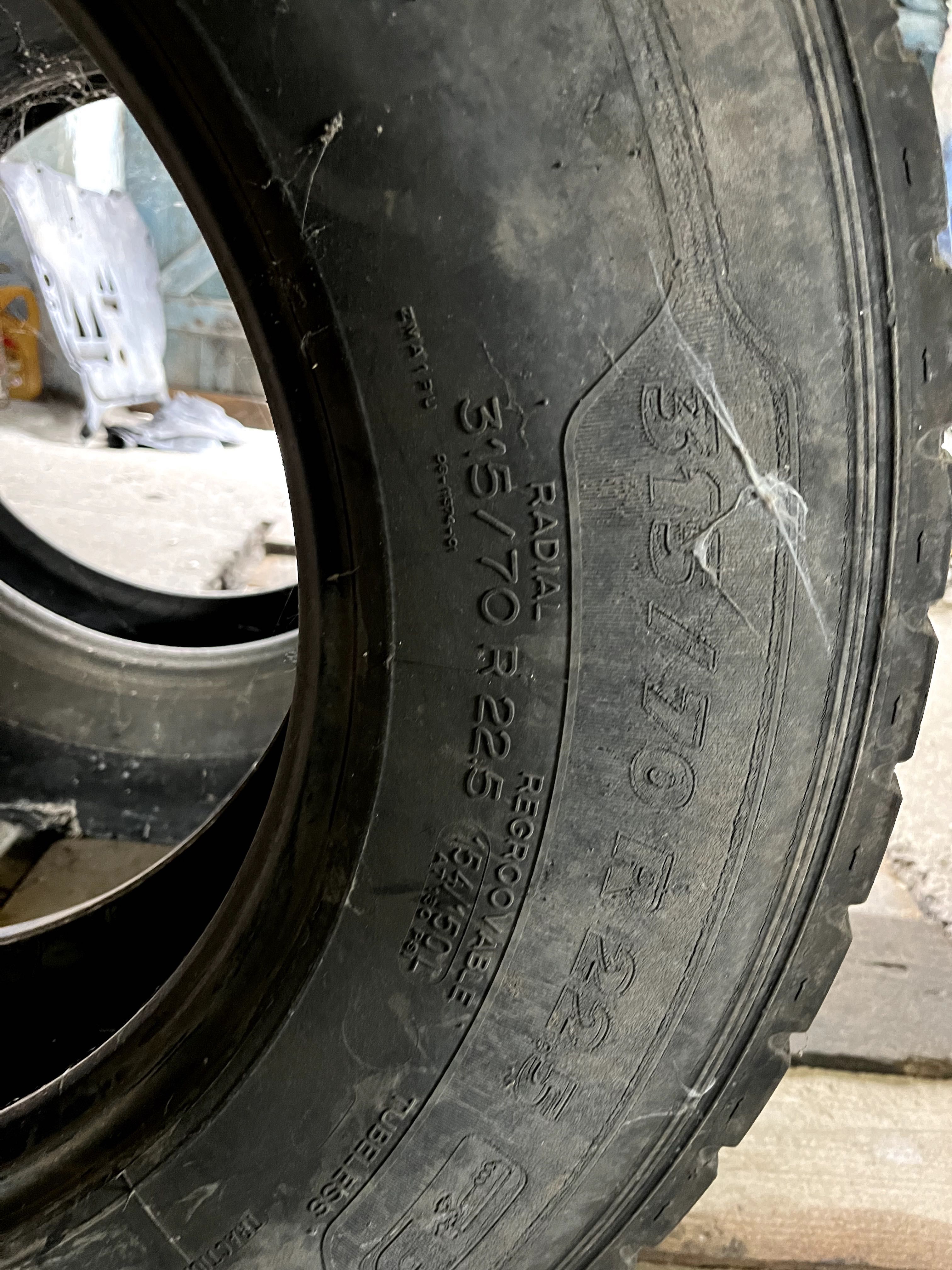 Opona ciągnika siodłowego Michelin 315/70R225
