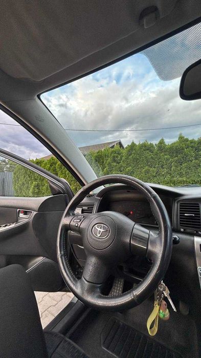 Toyota corolla 2004
