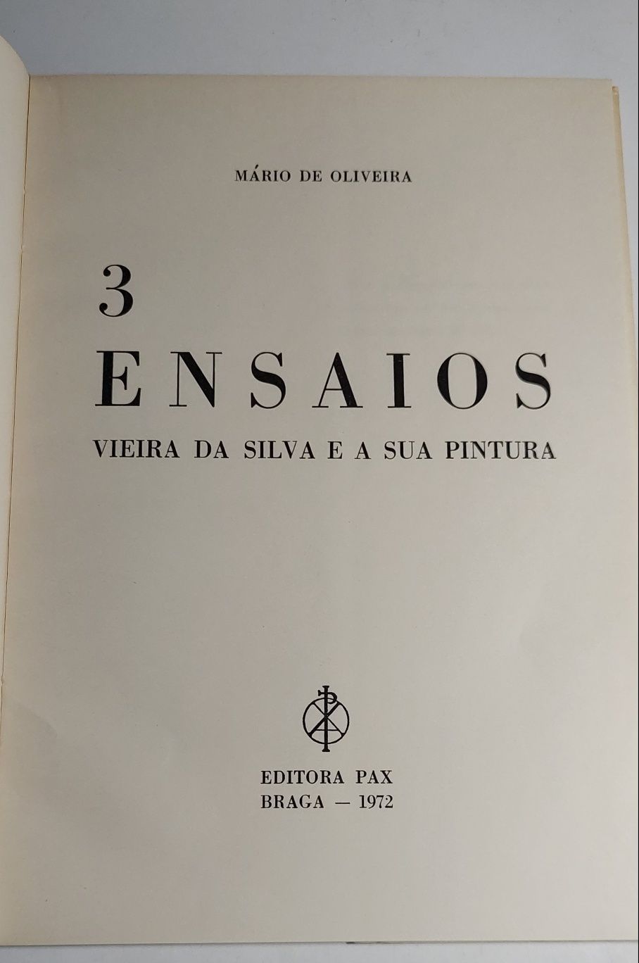 3 Ensaios, Vieira da Silva e a sua Pintura - Mário de Oliveira (1972)