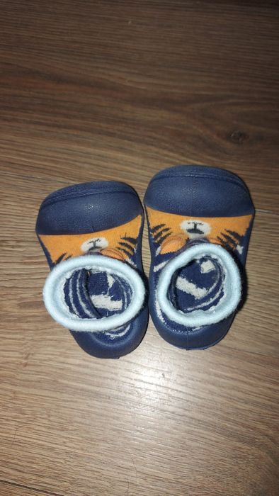 Kapcie 20/21 ze Smyka Barefoot jak Attipasy 12,5 cm do żłobka