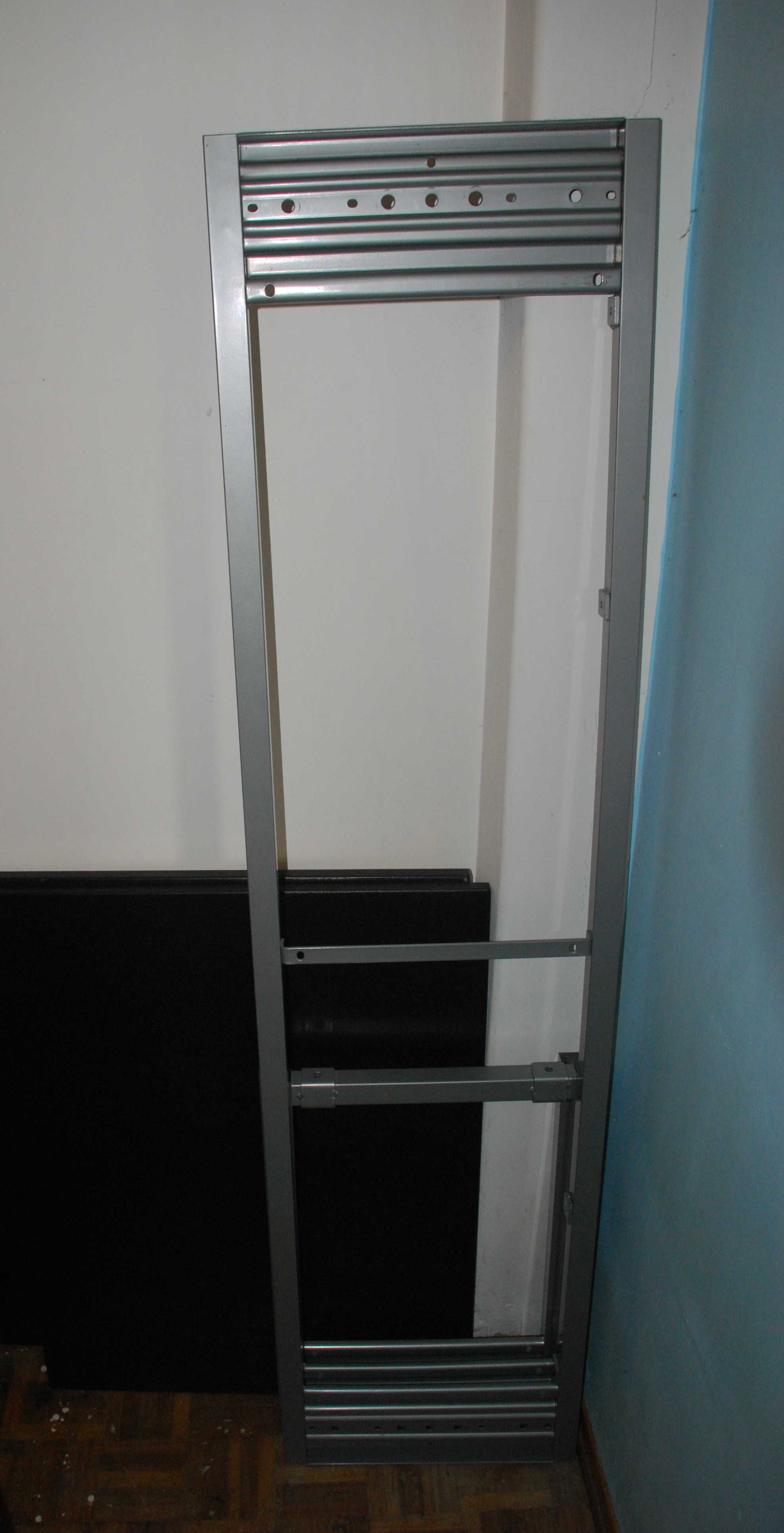 Vendo secretaria preta de canto Galant