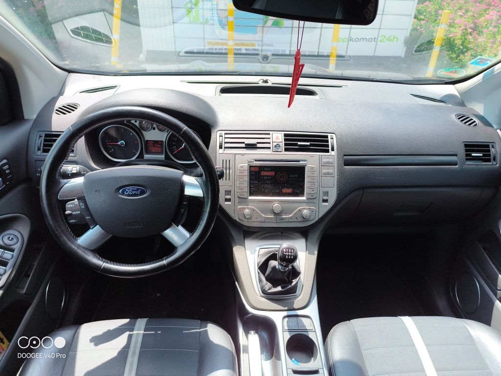 Ford Kuga 2.0 TDCi 4x4 AWD titanium 163KM pół skóra navi SUV WARTO