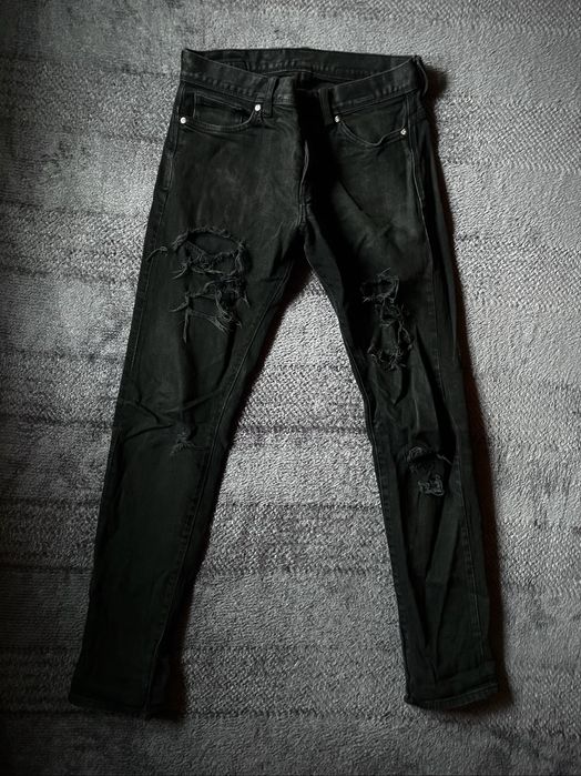 Czarne spodnie jeansy z dziurami H&M