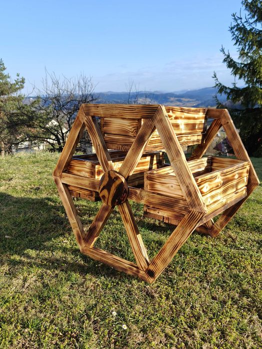 Kwietnik donica ozdobna