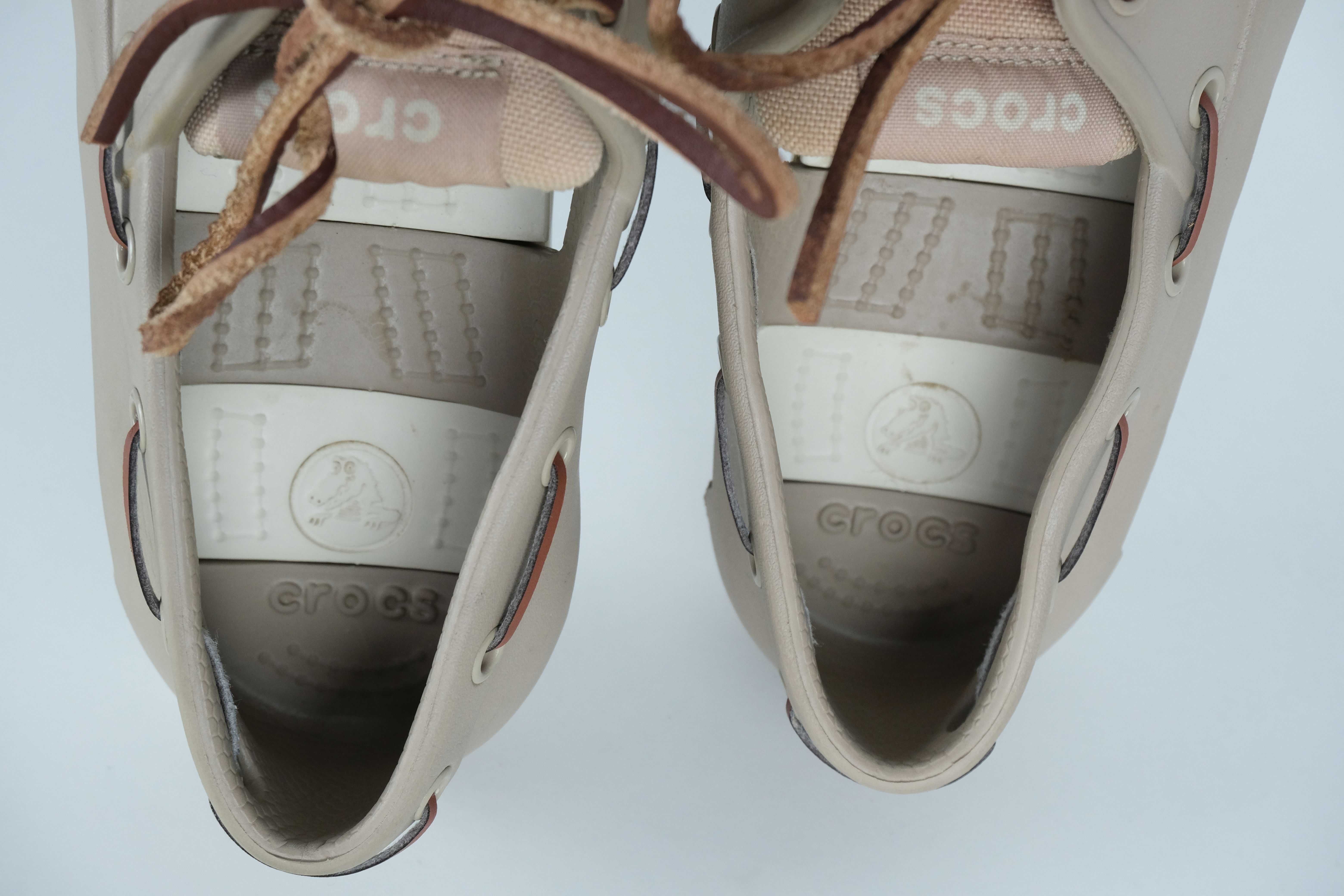 Crocs mokasyny M8-41/42