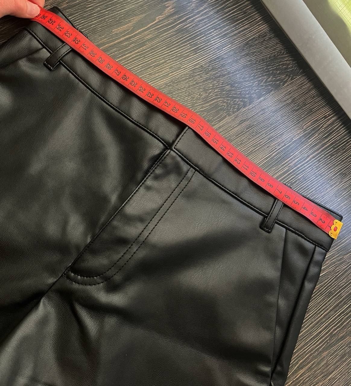 шкіряні шорти 285грн Zara s-m