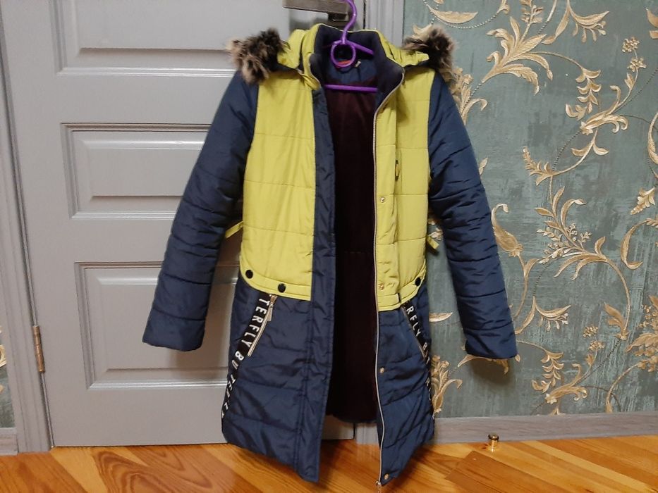 Куртка зимова для дівчинки