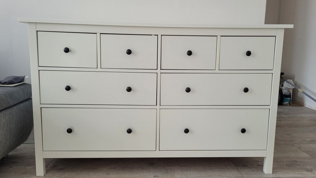 Komoda Hemnes Ikea 8 szuflad