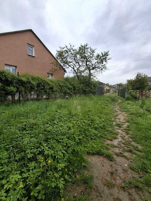 Продам будинок в мальовничому  селі  Страдч, неподалік Львова