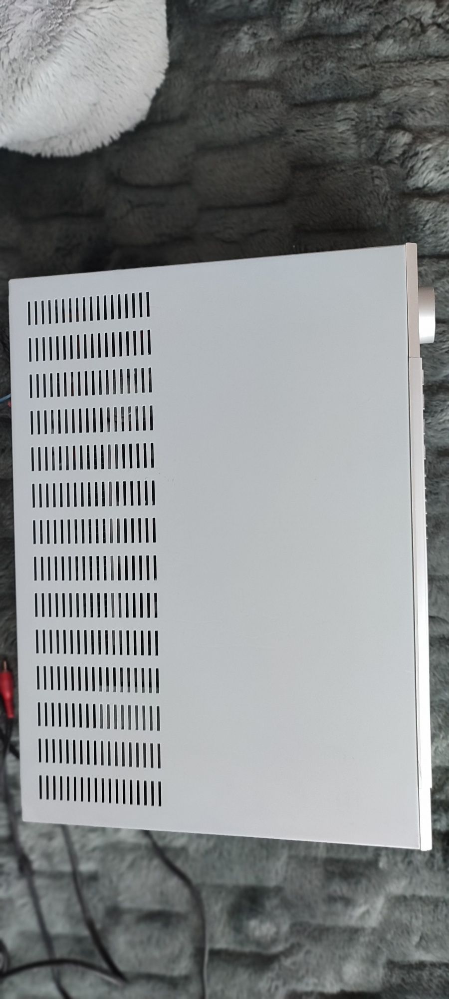 Amplituner - Grundig R7200