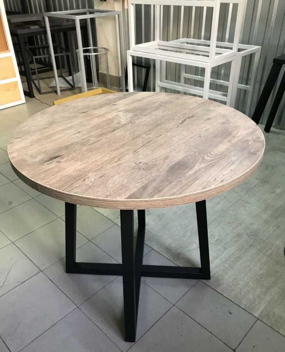 стіл обідній дерев'янний круглий