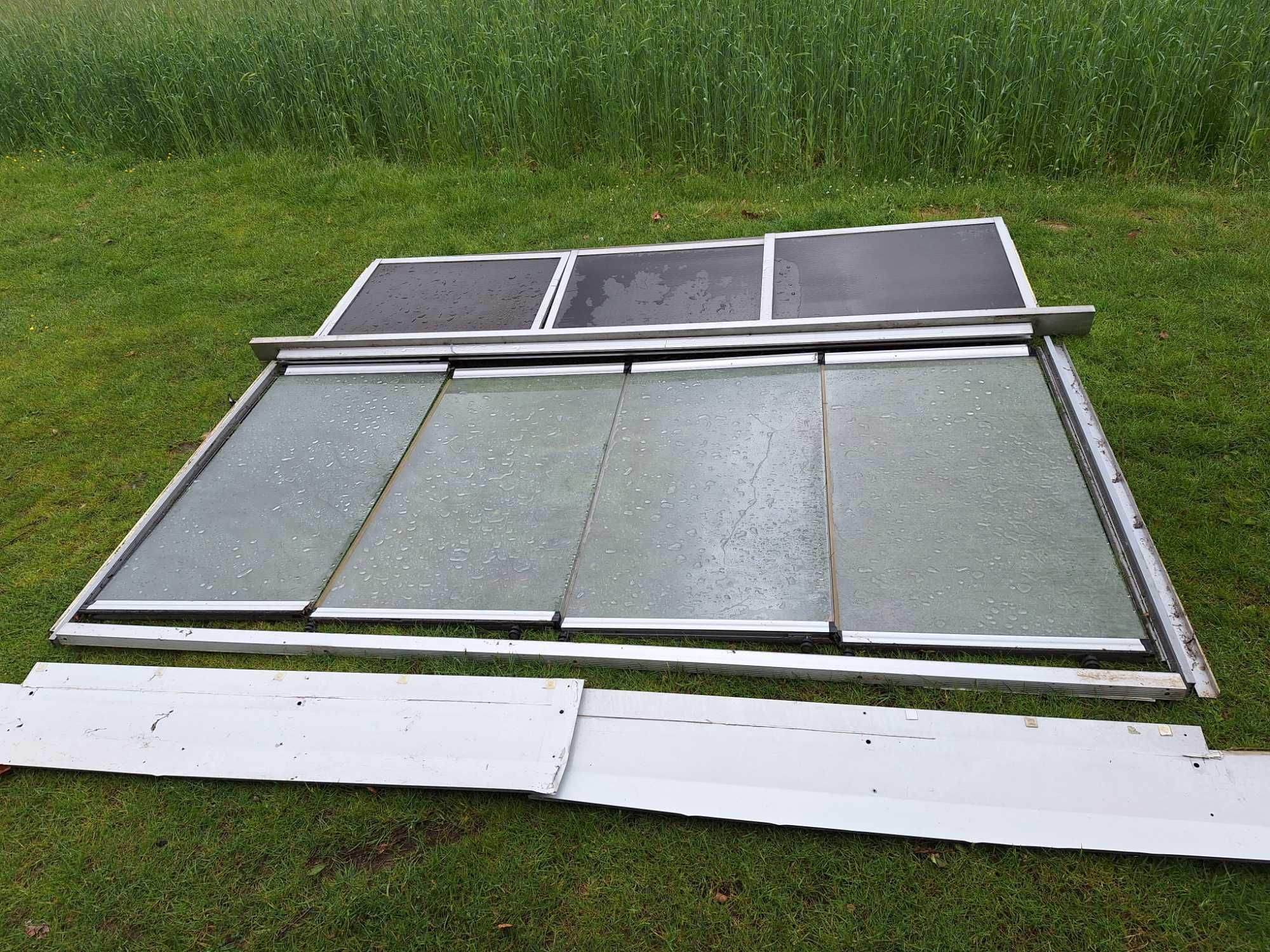Aluminiowa zabudowa balkonu, okno (310cm x 250cm) SYSTEM BEZ RAMOWY