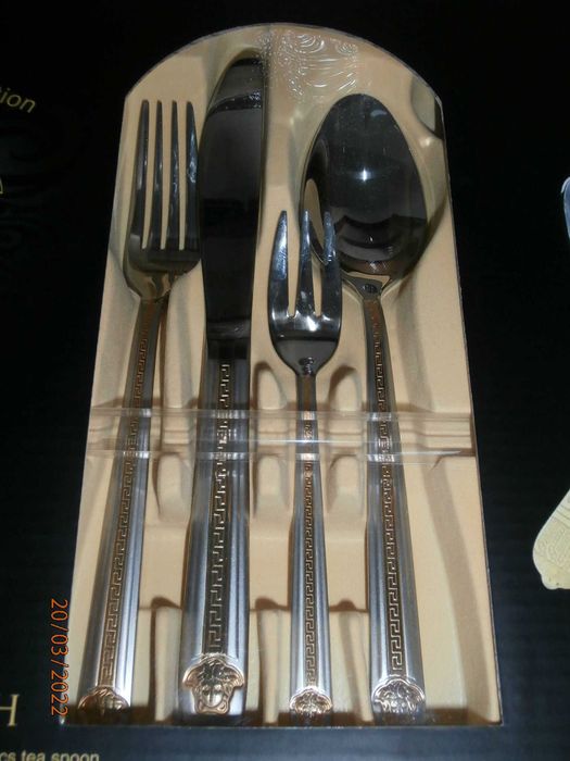 VERSACE komplet obiadowy na 6 osób, 45 elementów + walizka + obrus