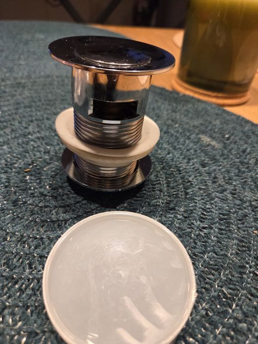 Klik klak umywalkowy