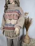 Beżowy wzorzysty sweter z golfem gruby mięsisty Hand made r.uniwersaln