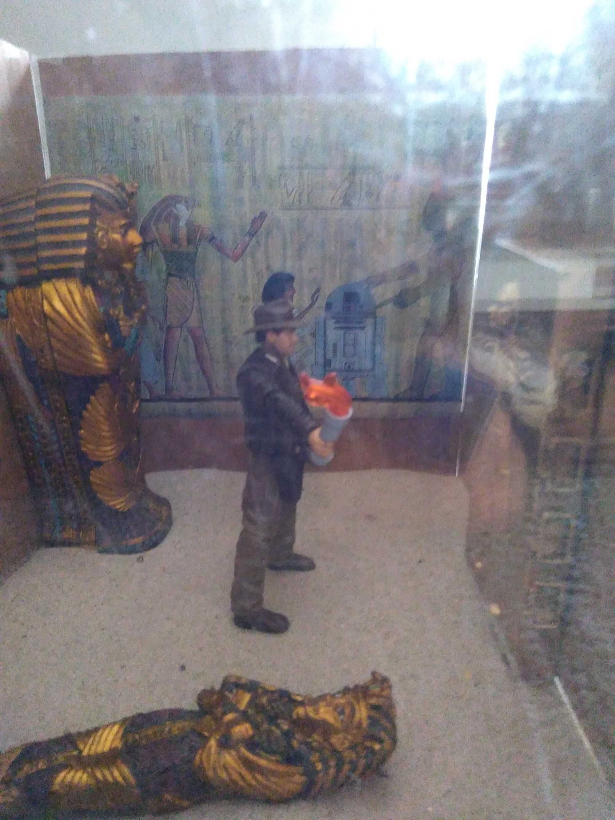 Indiana Jones Carbonite