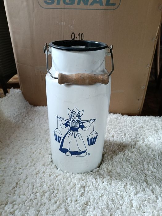 Dzbanek, kanka, bańka na mleko PRL vintage