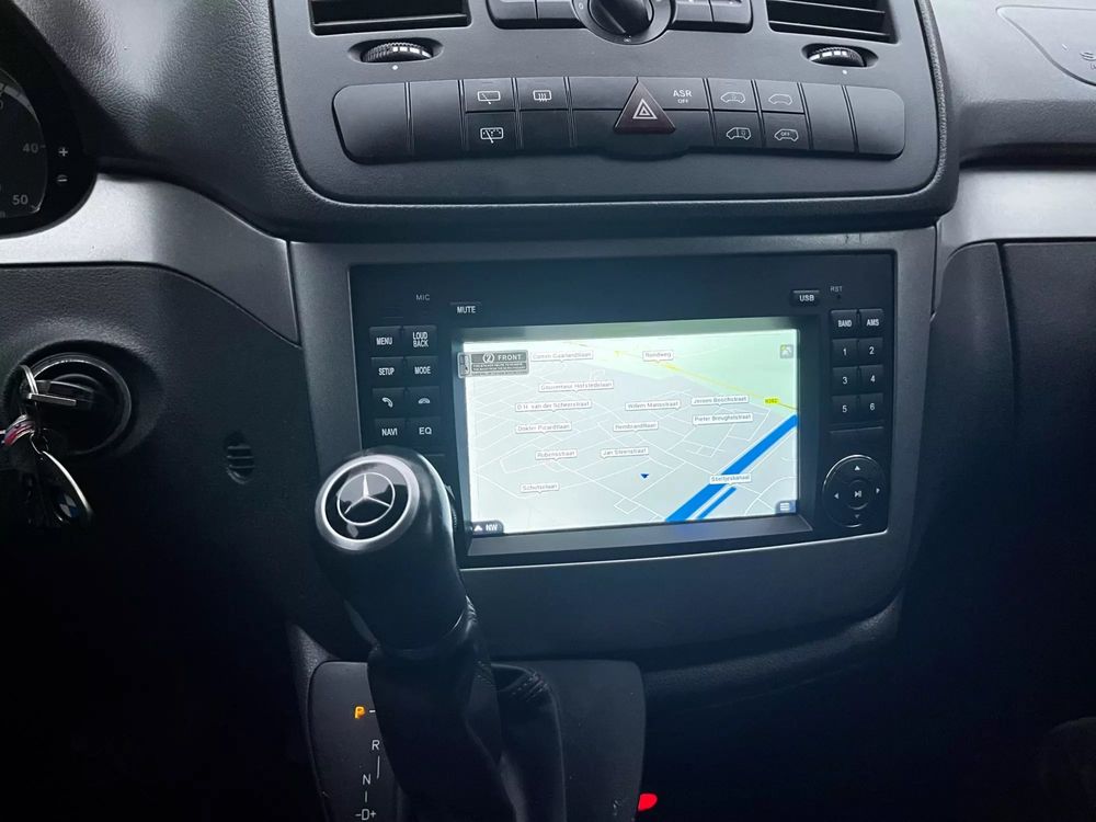 Rádios Novos gps Mercedes classe A classe B e sprinter Viano e Vito