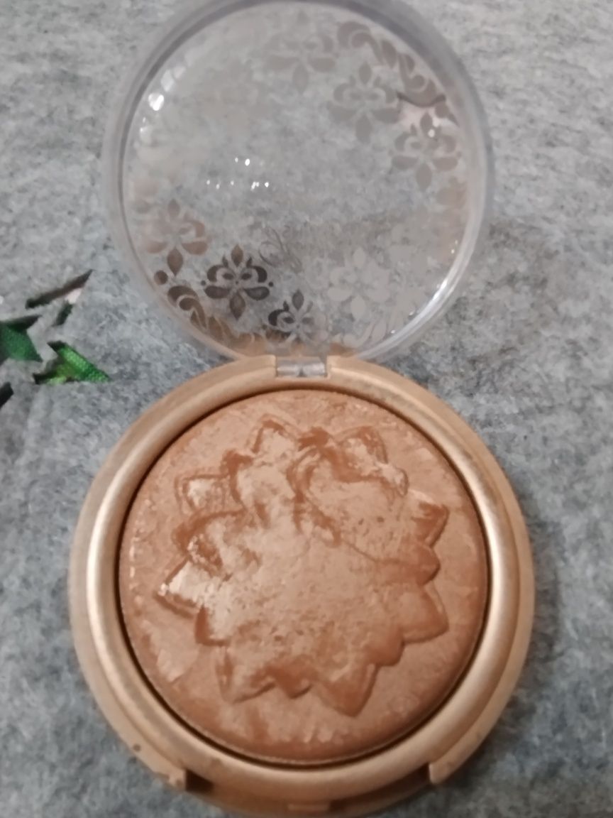 Glamshop bronzer Śniady