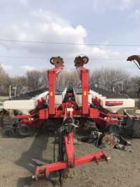 Сеялка Massey Ferguson MF 555 16 рядная