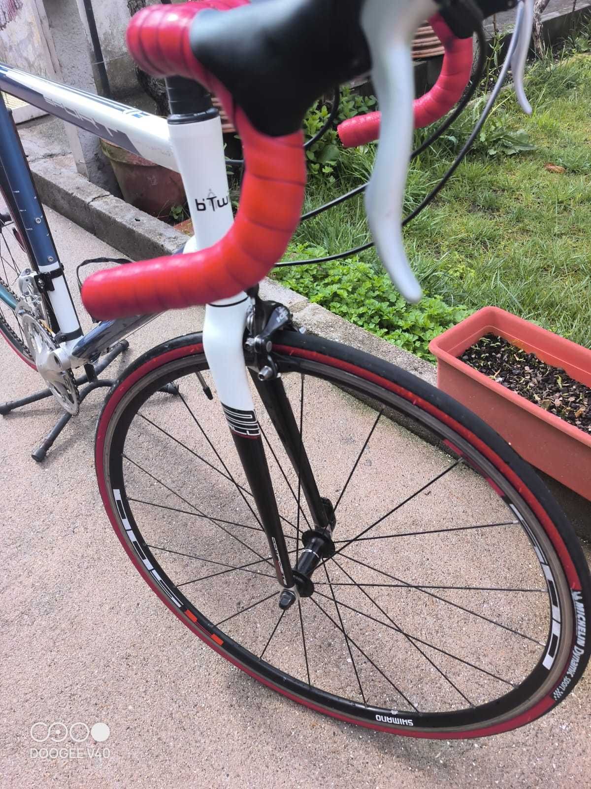 Bicicleta de estrada Decathlon Btwin Sport