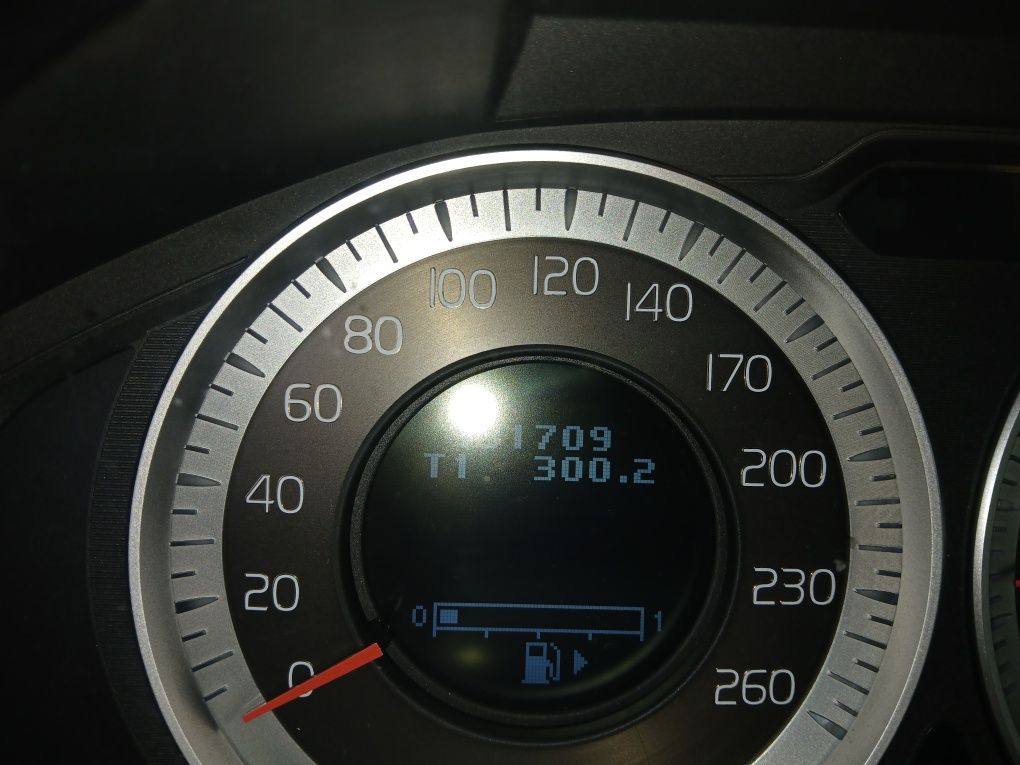 Volvo xc70 d5 2012