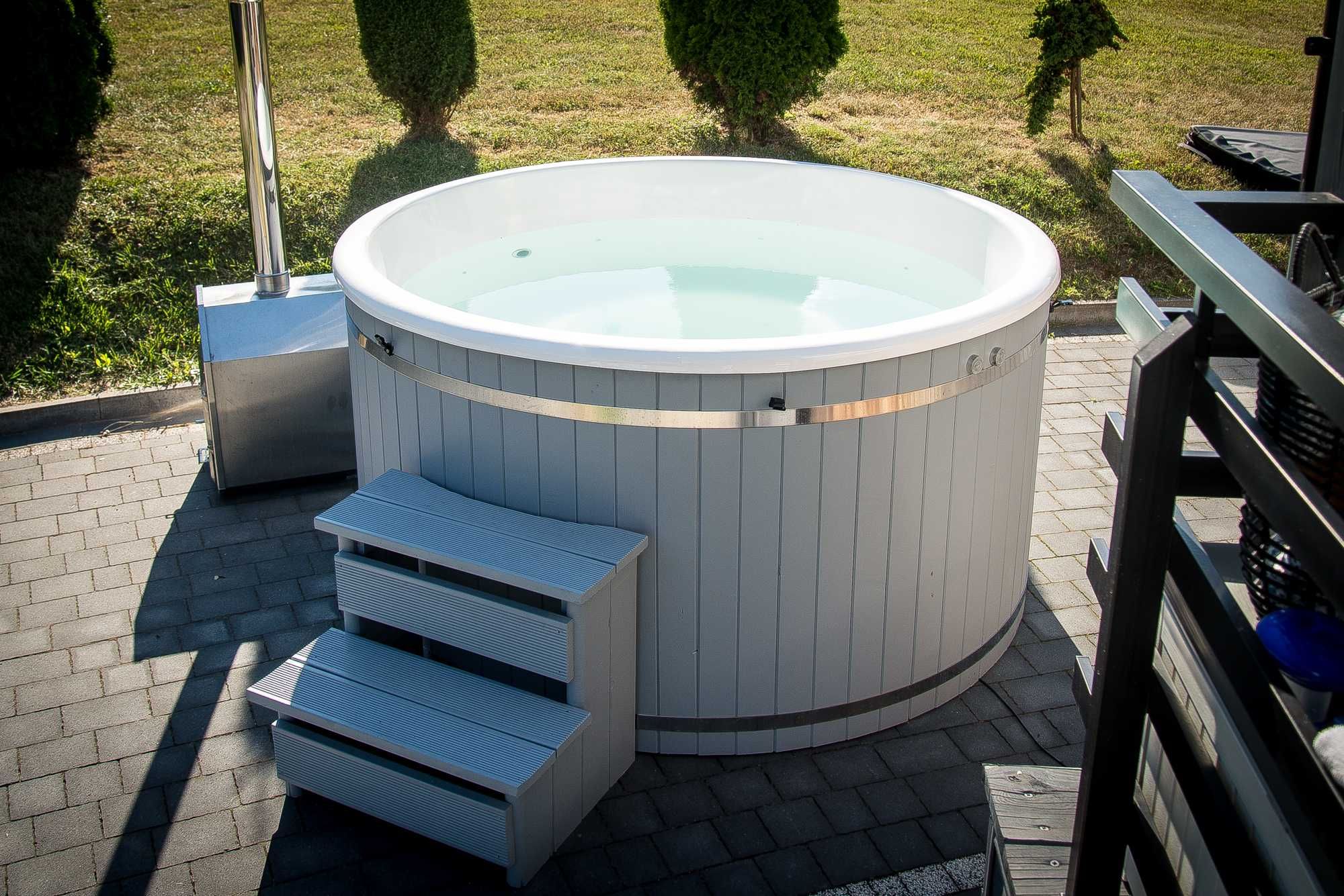 Balia ogrodowa Jacuzzi Hot Tuba Bania Gorąca Beczka dysze hydromasaż