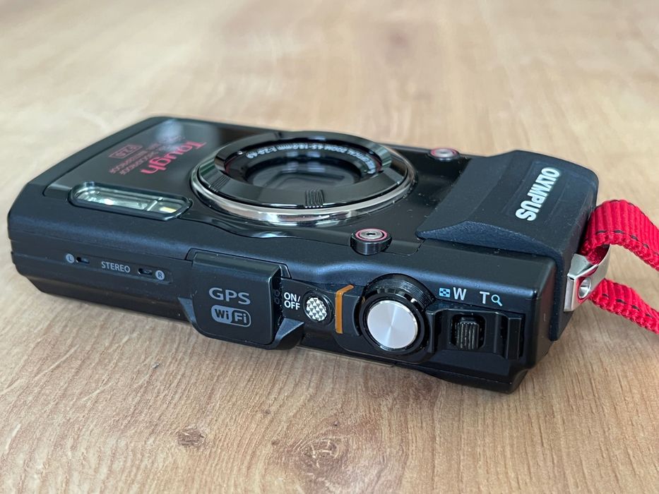 Olympus Stylus TG-4 + dodatki