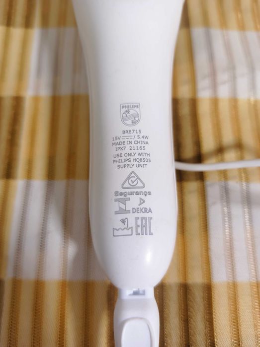 Эпилятор Philips 8000 серии BRE715