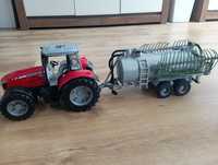 Massey Ferguson i beczka Bruder