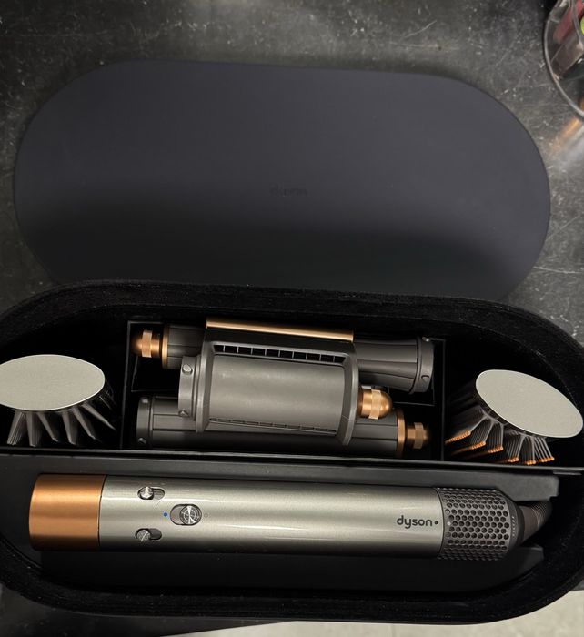 Dyson airwrap multi-styler complete long