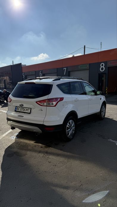 Продам Ford Escape