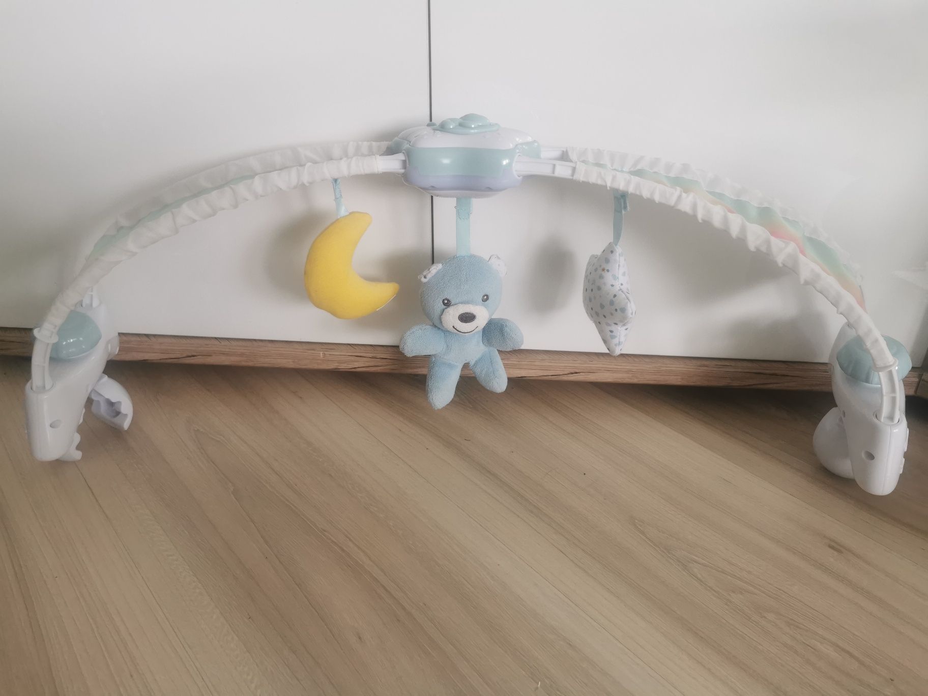 Chicco First Dreams Panel na łóżeczko Rainbow Sky Niebieski