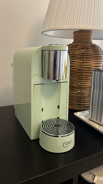 Máquina de café cápsulas Pingo Doce / Camry — excelente estado