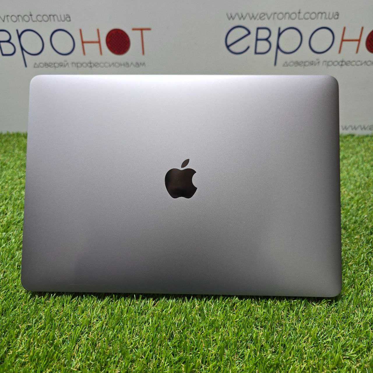 Apple MacBook Pro 2017 – i5 / 8GB / 256GB SSD / Iris Plus 640 Магазин