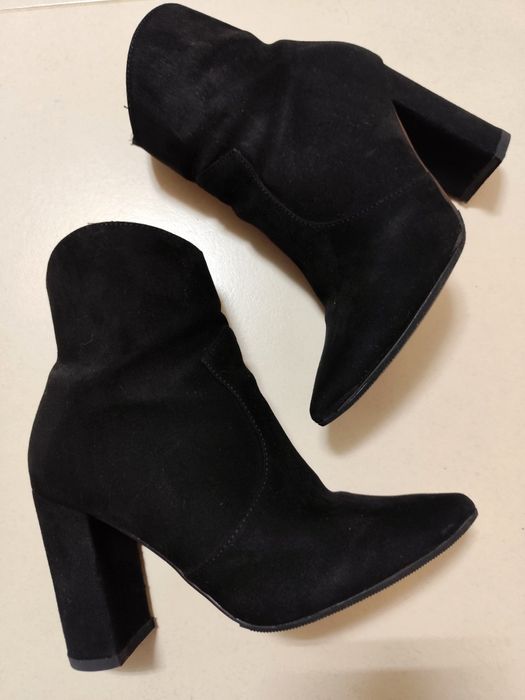 Botas pretas para Mulher marca Seaside (Novas - Tam. 35)